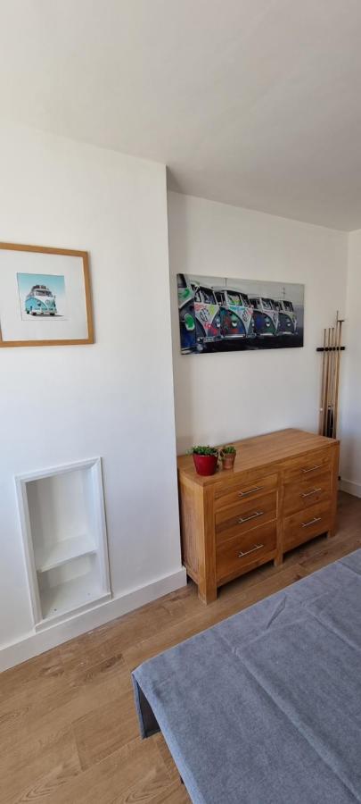 Hidden Gem Near The Beach With Pool Table New Quay Exterior foto